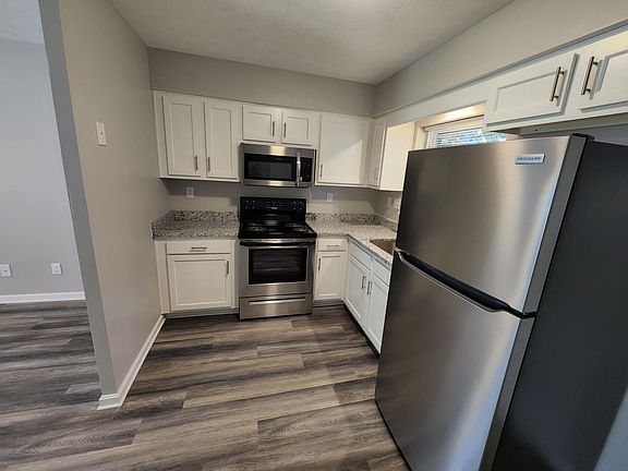 5th image of 2412 Mount Claire Ave APT 5