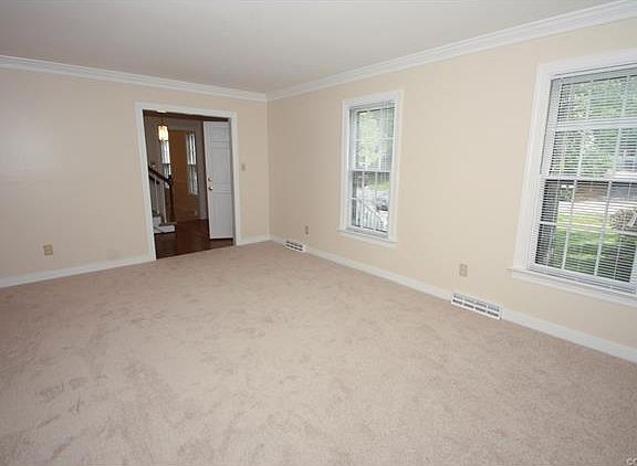 5th image of 11937 Mountain Laurel Dr