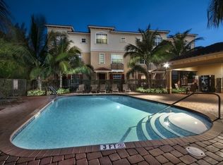 2088 NW 4th Ct, Boca Raton, FL 33431