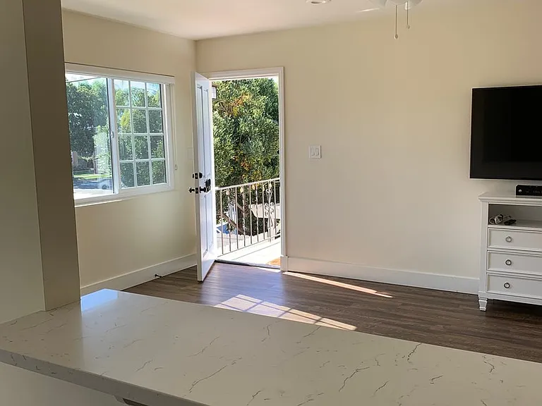 472 D Ave — Photo 8