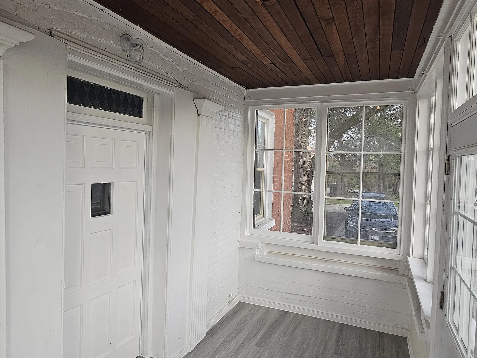 2 bed, 1050 sqft, $2,750 — Photo 4