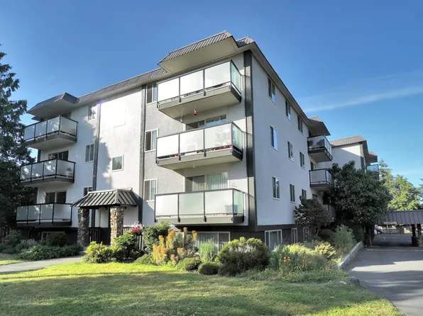 1955 Ashgrove St #203, Victoria, BC V8R 4N8