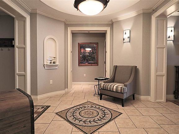2nd image of 5707 S Lake St #7-B