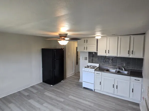443 Boone St APT B, Troy, MO 63379