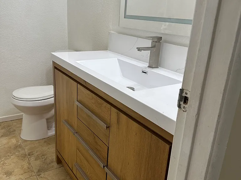 1732 E Commonwealth Ave #101 — Photo 2