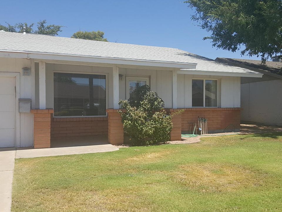 1st image of 2406 E Hermosa Dr