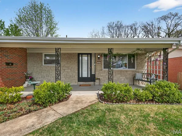 649 Suntide Dr, Saint Louis, MO 63125