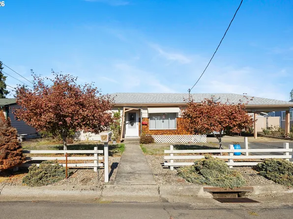 2812 W Sanders Ave, Roseburg, OR 97471