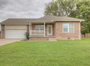 4703 Wolf Paw Ct, Muskogee, OK 74403