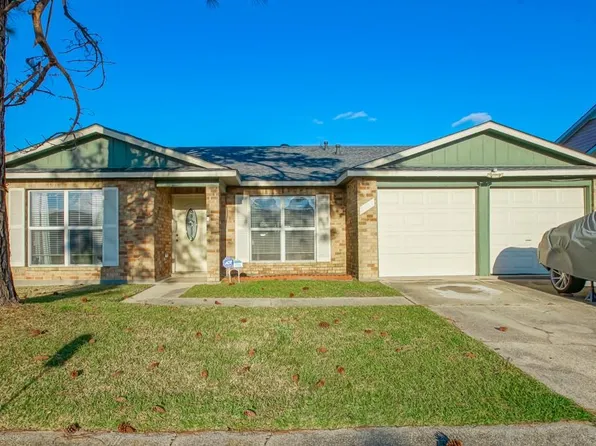 7121 Pinebrook Dr, New Orleans, LA 70128