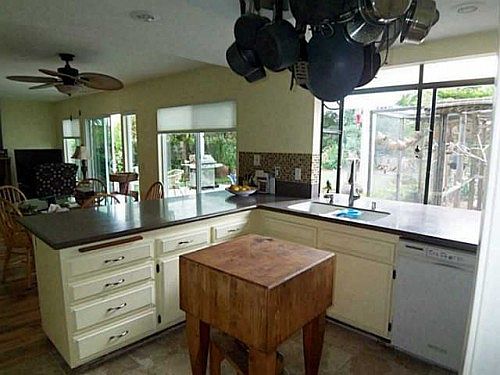 3rd image of 694 Sunningdale Dr