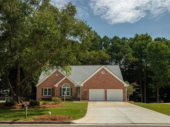 3136 Elizabeth Ln, Snellville, GA 30078