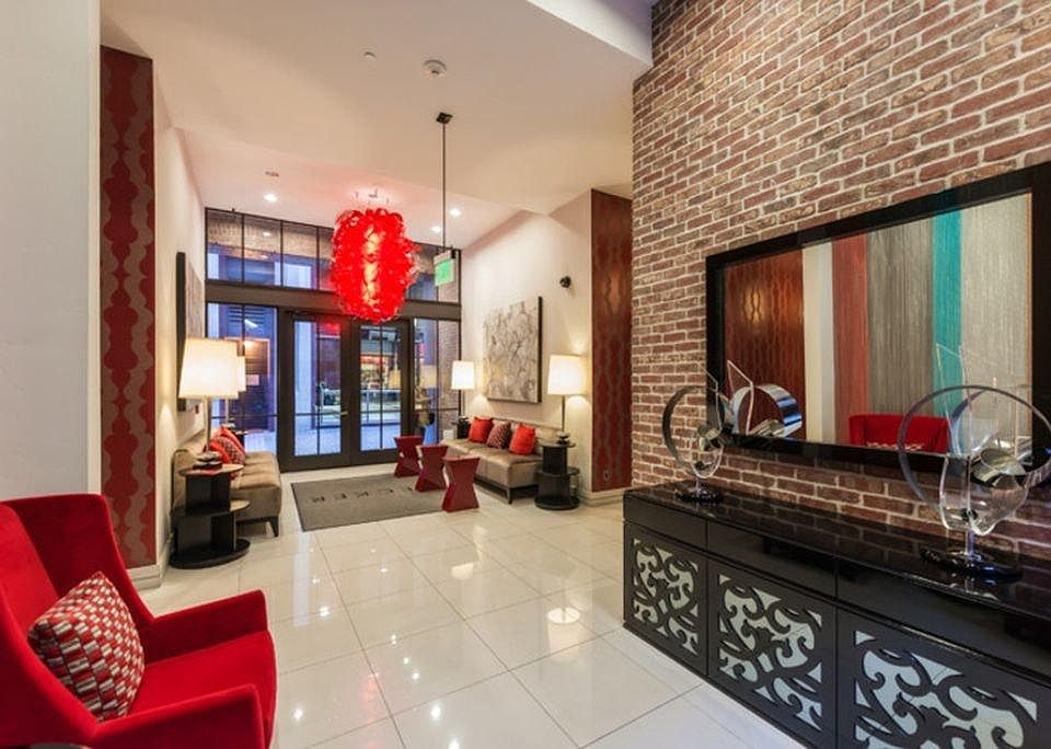 1st image of 16 Jessie St APT 208