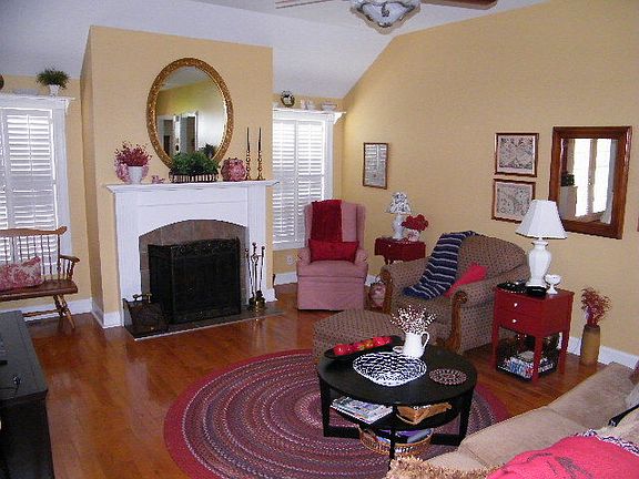 5th image of 623 Apricot Dr