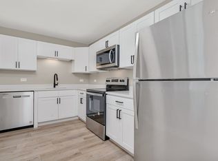Iron Gate Apartments, Glen Ellyn, IL 60137