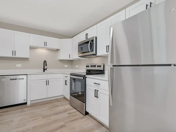 Iron Gate Apartments