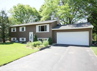 6025 Raymond Rd, Madison, WI 53711