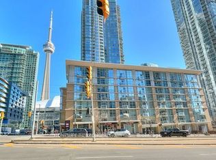 9 Spadina Ave #706, Toronto, ON M5V 3V5