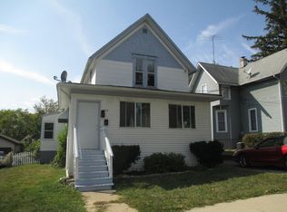 862 S Liberty St #1, Elgin, IL 60120
