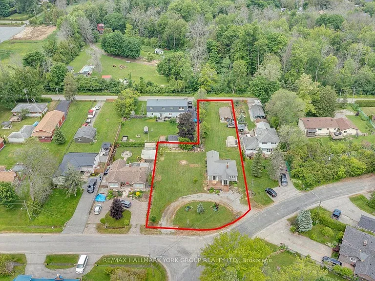 21 Lakeshore Rd — Photo 32