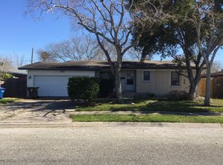 1122 Stratton Dr, Corpus Christi, TX 78412