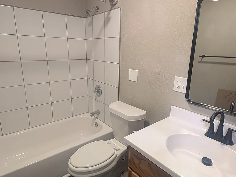 1440 N Martway Dr — Photo 16