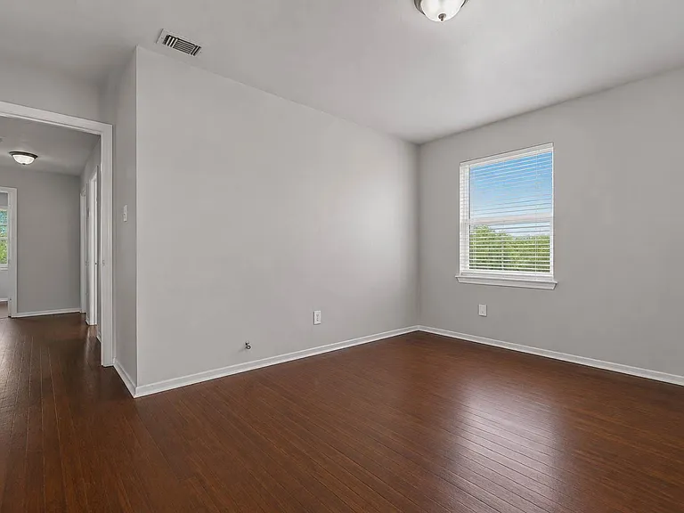 7217 Parker Rd — Photo 9
