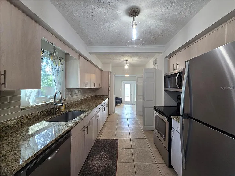 6001 Cedar St NE — Photo 11