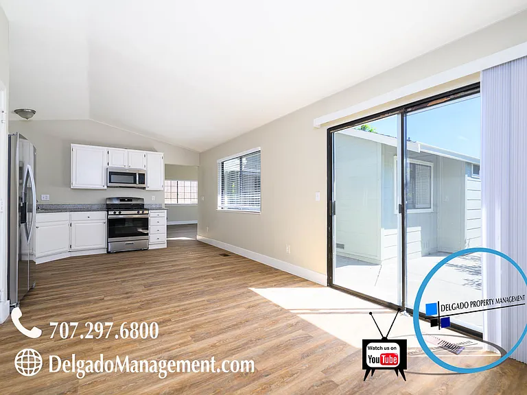 449 Topsail Dr — Photo 10