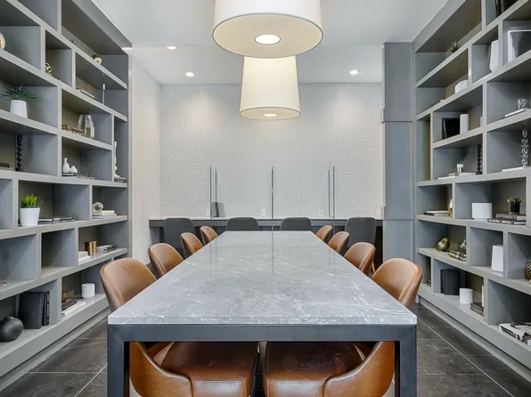 409 Eastern Parkway image 15 of 20