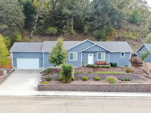 720 Southside Rd, Sutherlin, OR 97479