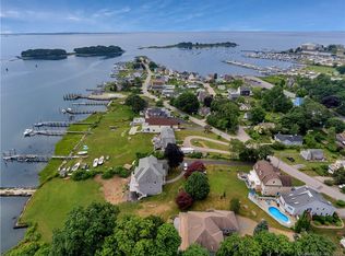 840 Shennecossett Rd, Groton, CT 06340