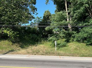 351 Sidney St, Quinte West, ON K8V 2V1