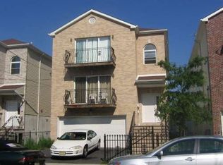 19 Birks Pl, Newark, NJ 07112