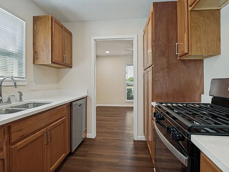3102 Chime Ct — Photo 6