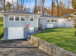 590 Ashford Avenue, Ardsley, NY 10502