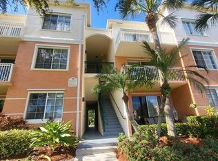 8308 Myrtlewood Cir W, Palm Beach Gardens, FL 33418