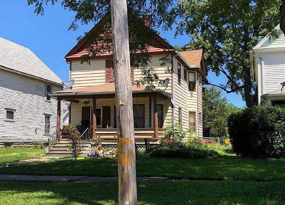 3rd image of 341 12th St