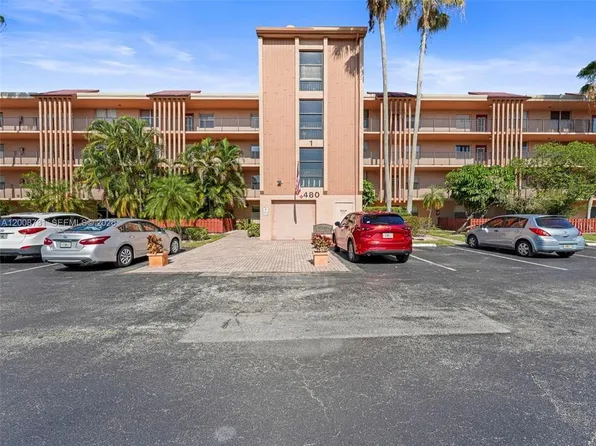 480 NW 76th Avenue #205, Margate, FL 33063