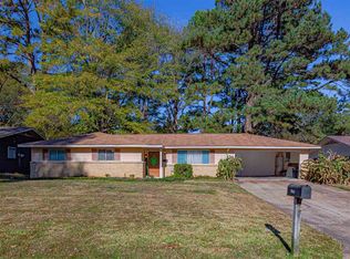 1942 Smallwood St, Jackson, MS 39212