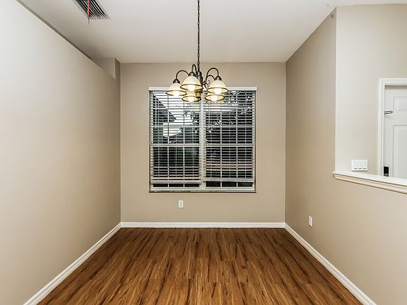 5th image of 9513 Blue Stone Cir