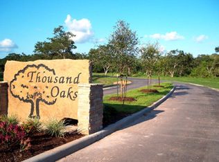 148 Legend Ln, Angleton, TX 77515