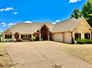4 Carpintero Ln, Hot Springs Village, AR 71909