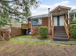 7900 SW Landau St #1, Portland, OR 97223