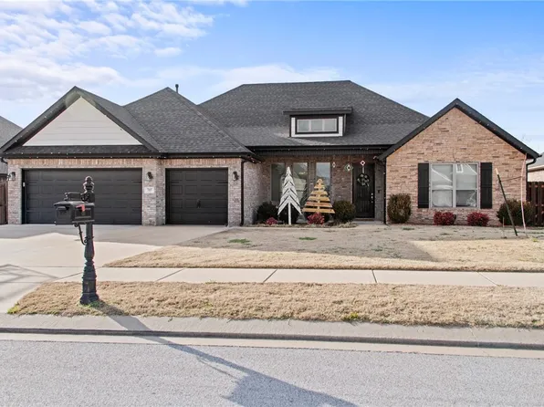 707 Malbec Rd, Springdale, AR 72762