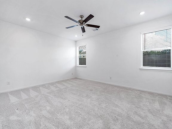 5th image of 14975 Eagle Feather Dr