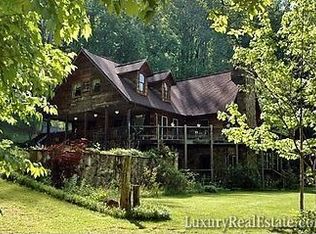 357 Tahimek Dr, Sylva, NC 28779