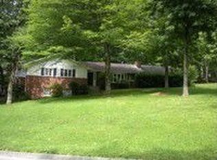 100 Moss Rd, Oak Ridge, TN 37830