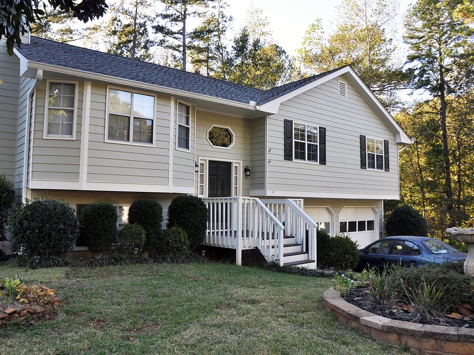 1st image of 445 Rocky Cove Trl