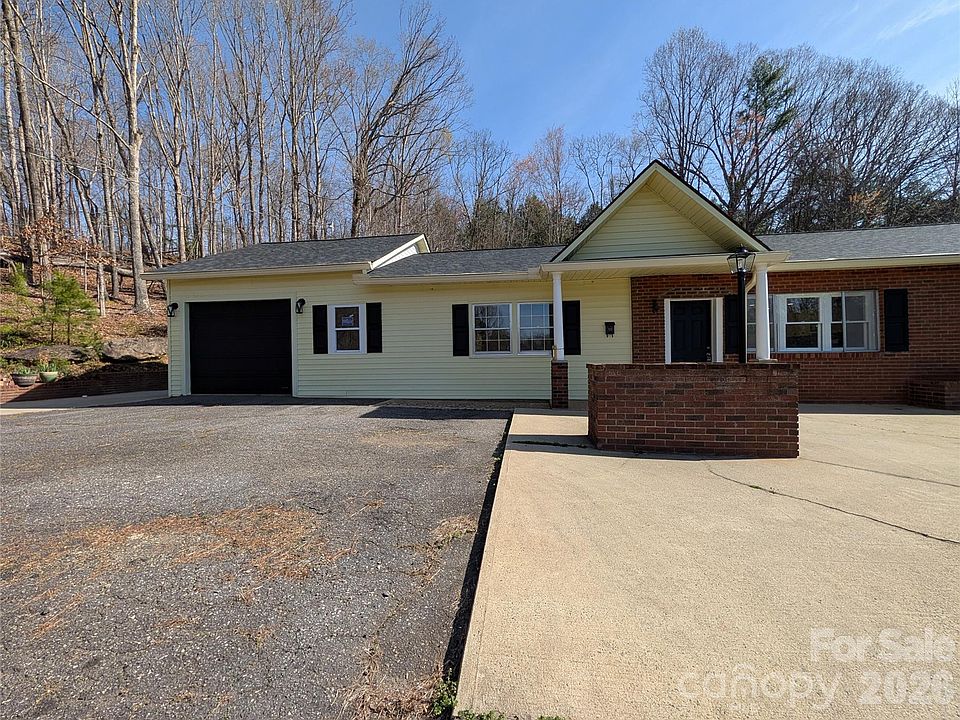 1st image of 945 Summers Rd